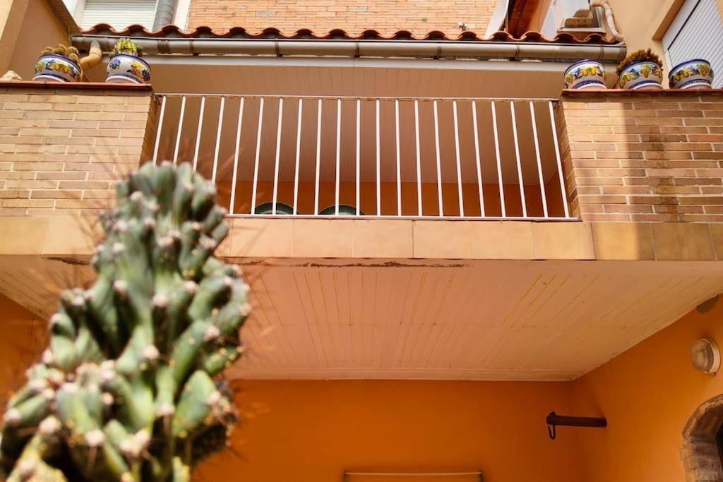 Вилла Casa Bretalunya Benissanet Экстерьер фото